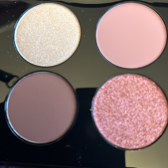 Pat McGrath Mothership VII: Divine Rose Eye Shadow Palette - Picture 3 of 9